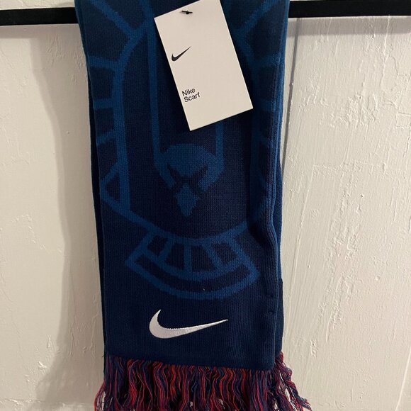 NIKE Team USA Sports Scarf - Picture 2 of 4